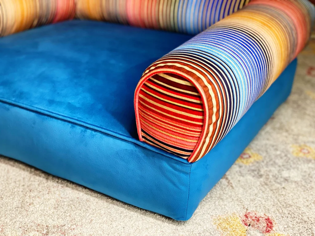 Mah Jong Pet Sofa Bed / Cot