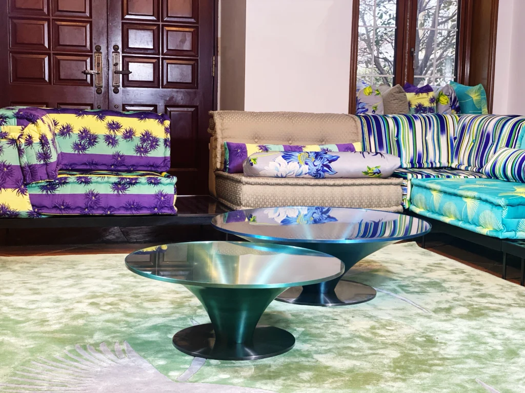 Low Round Glass & Aluminium Coffee Table