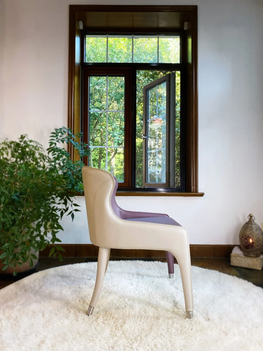 Upholstered Leather Chair