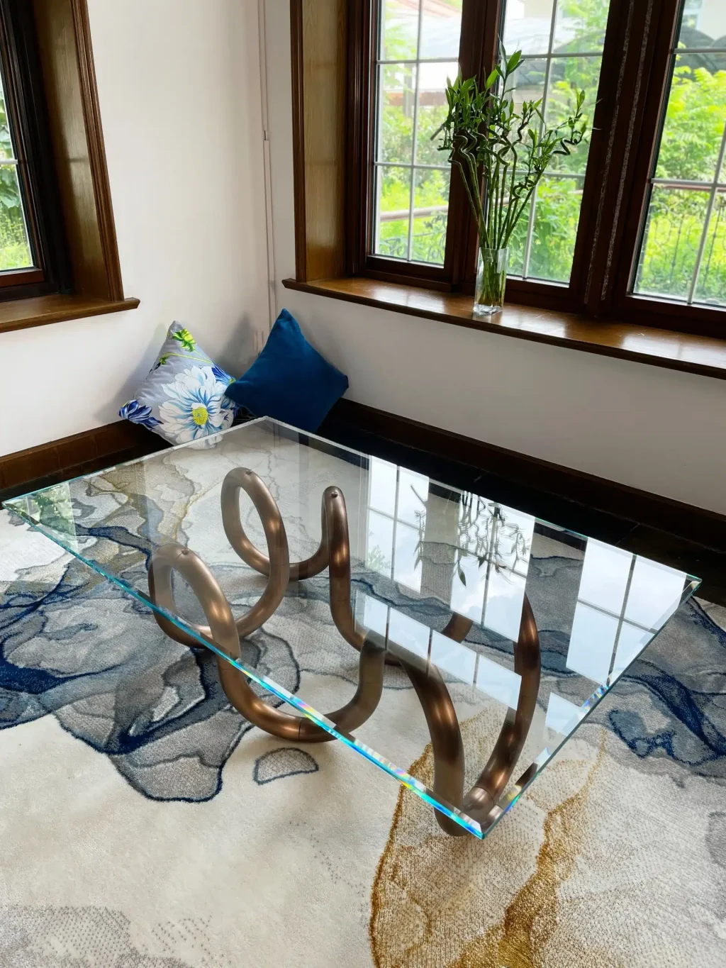 Aenigma 40 Table