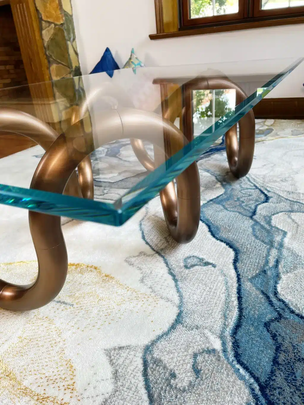 Aenigma 40 Table