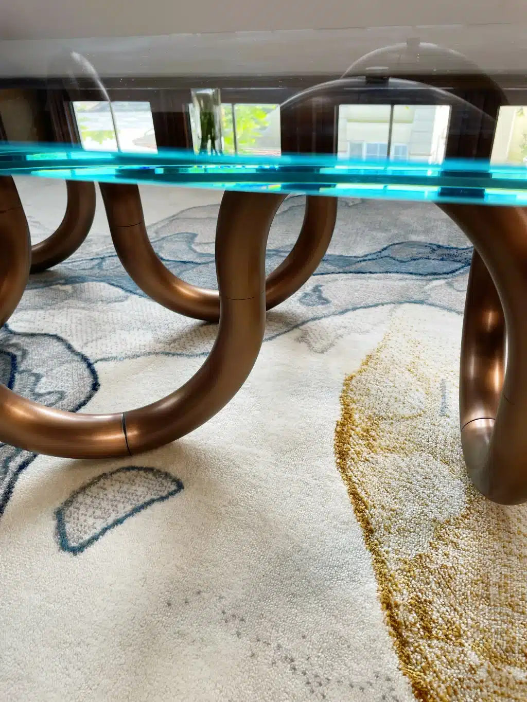 Aenigma 40 Table