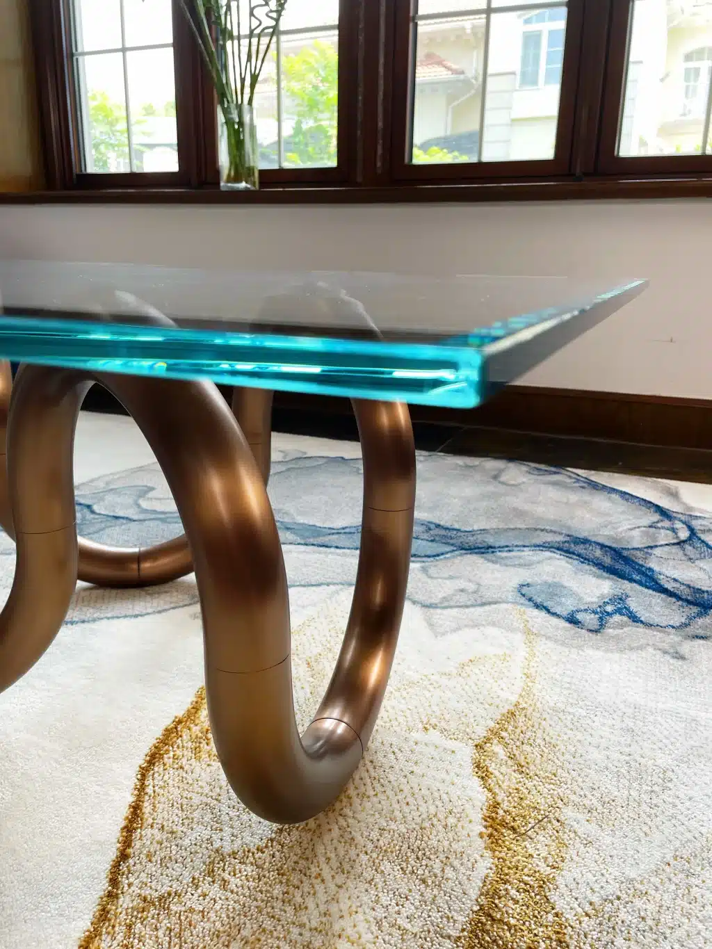 Aenigma 40 Table