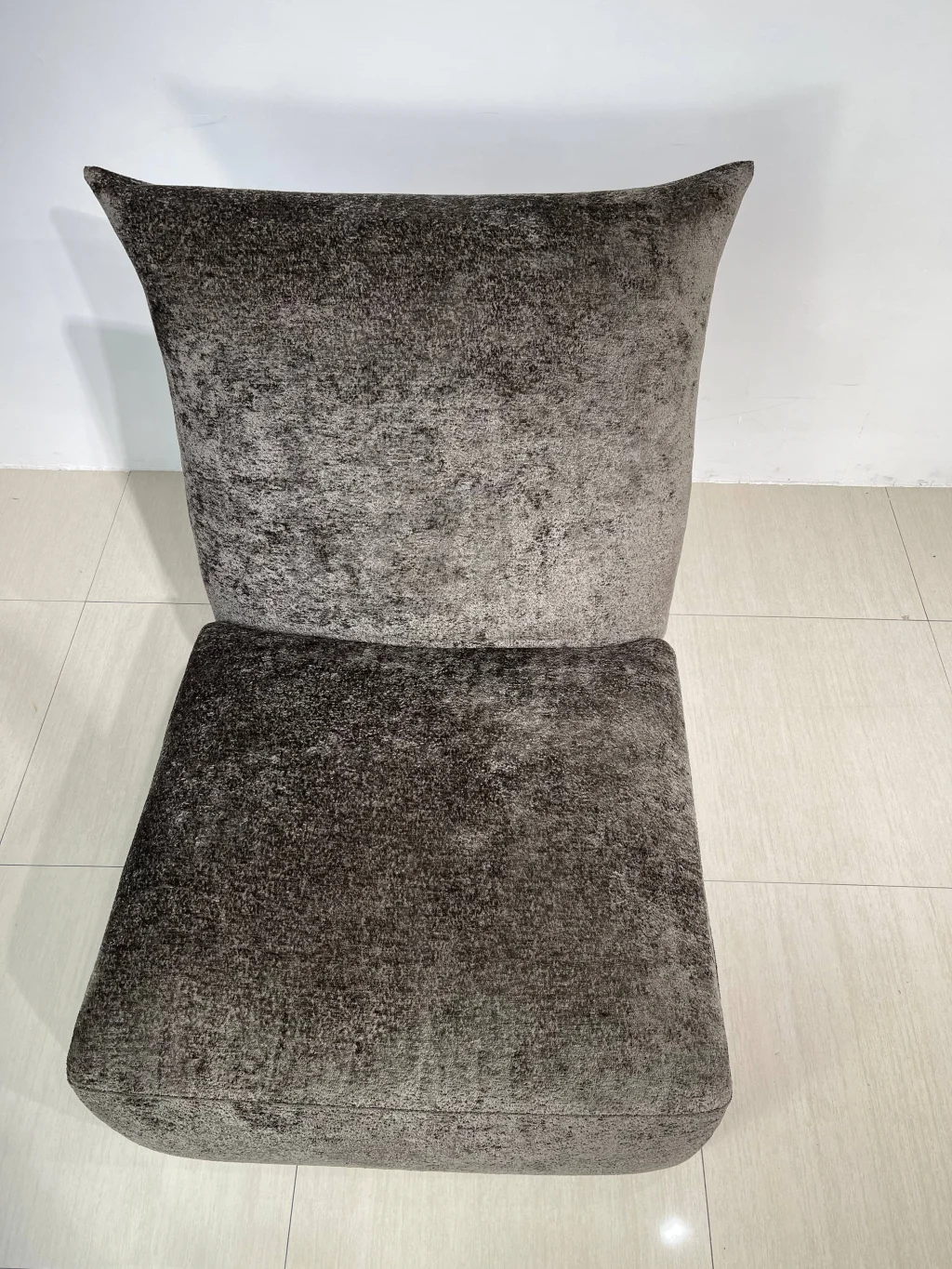 Petal Standard Sofa : Single Seater