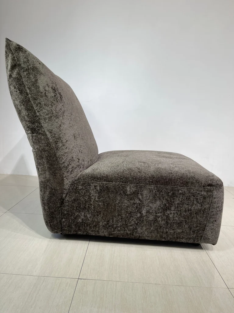 Petal Standard Sofa : Single Seater