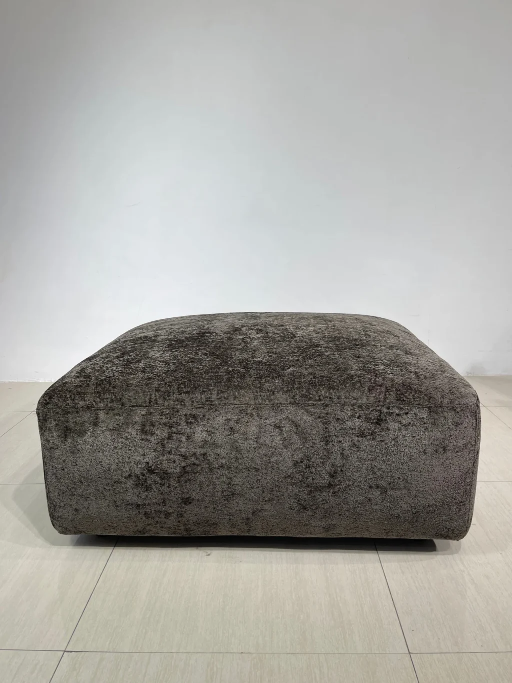 Petal Standard Sofa : Ottoman