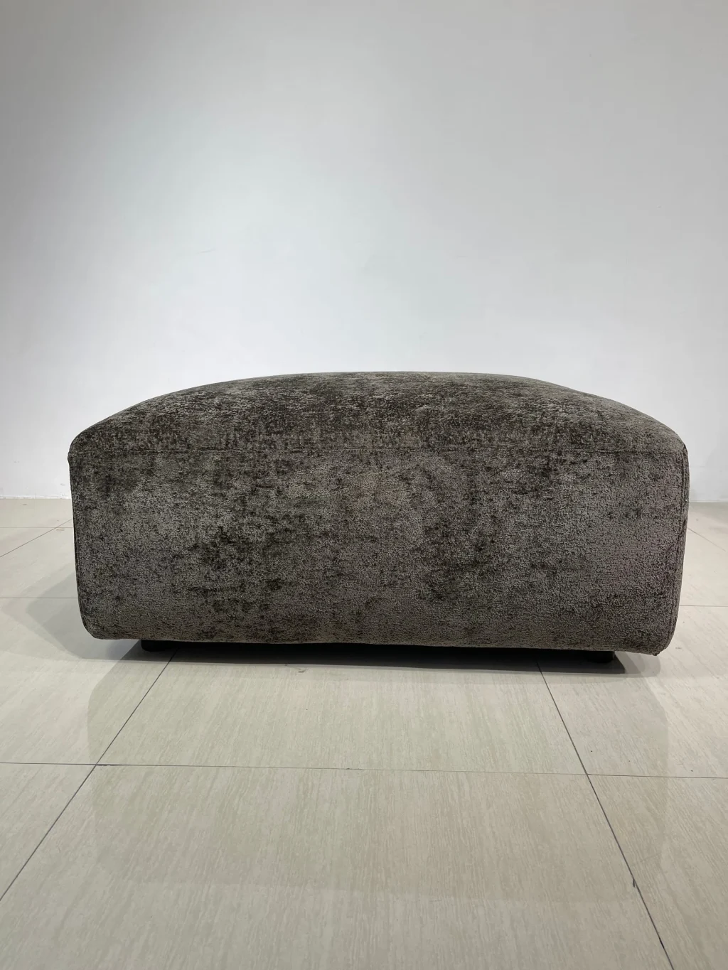 Petal Standard Sofa : Ottoman