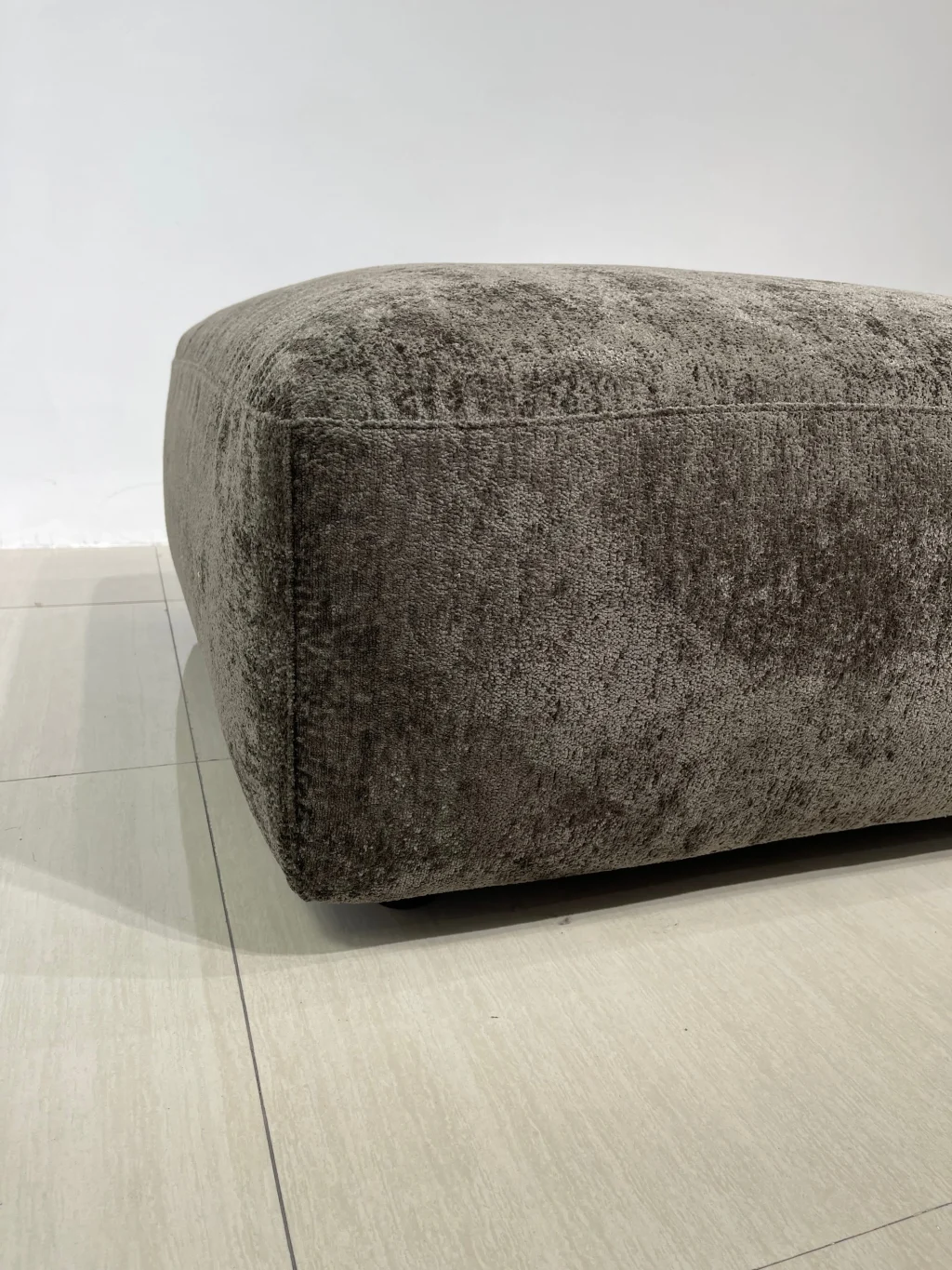 Petal Sofa Ottoman