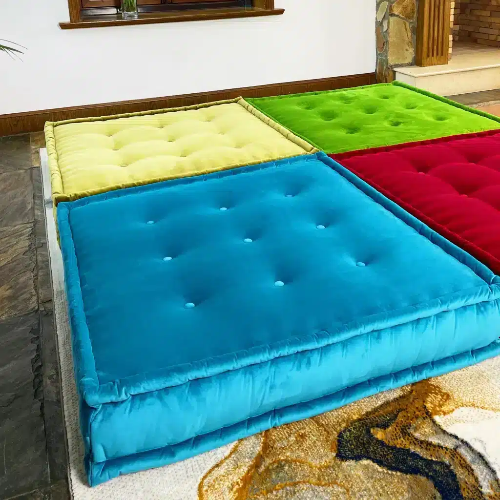 French Daybed Sofa : Erena