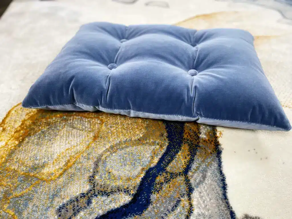Rectangle Throw Pillow w/ 4 buttons
