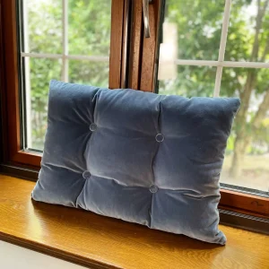 Rectangle Throw Pillow w/ 4 Buttons – Velvet