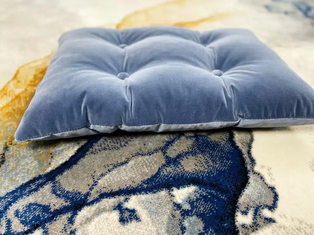 Rectangle Throw Pillow w/ 4 buttons