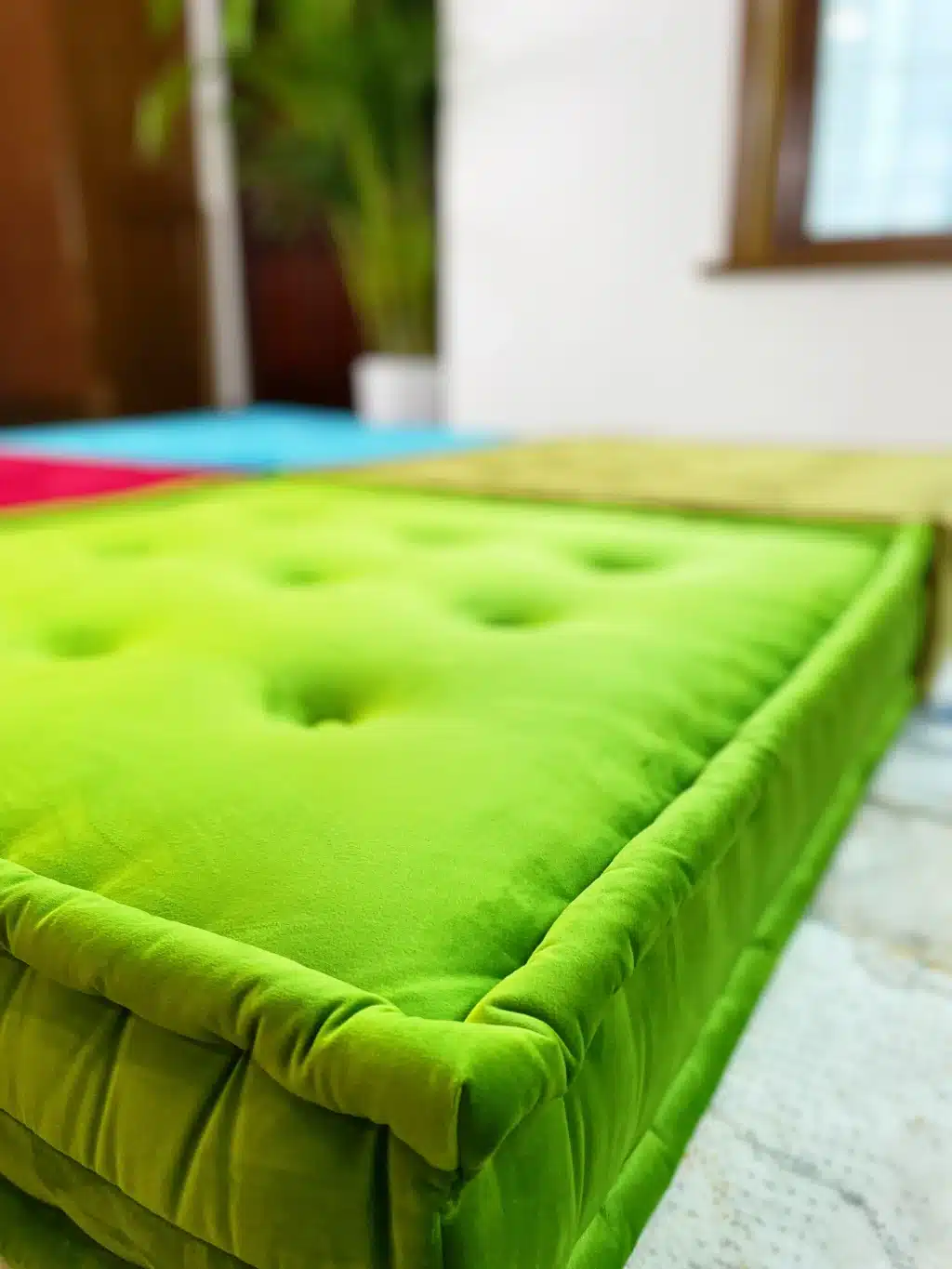 French Daybed Sofa : Erena