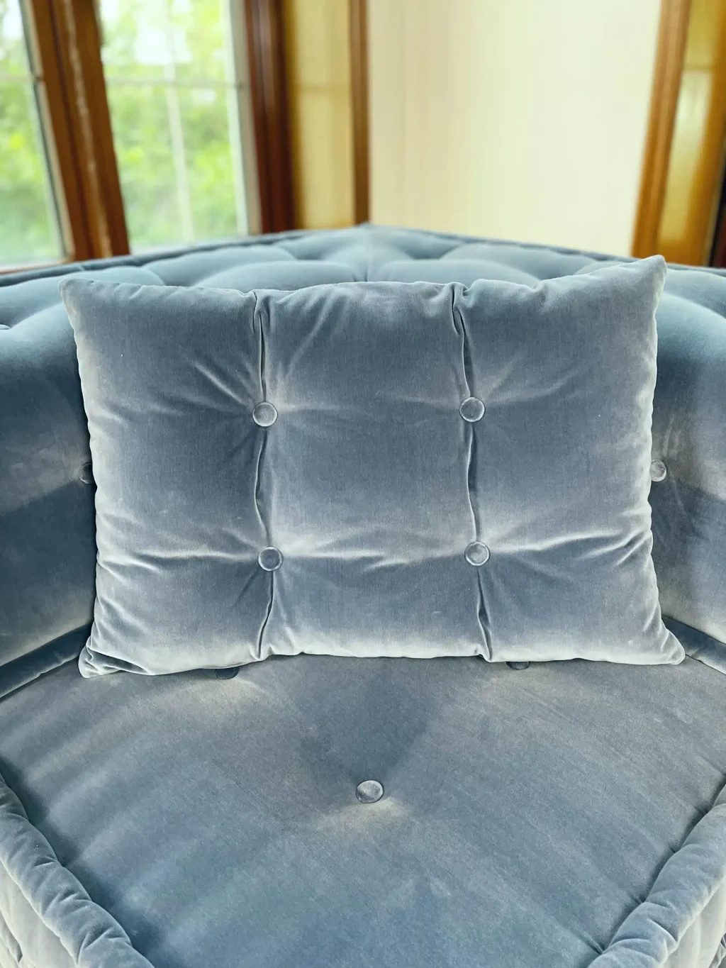 Rectangle Throw Pillow w/ 4 Buttons – Velvet