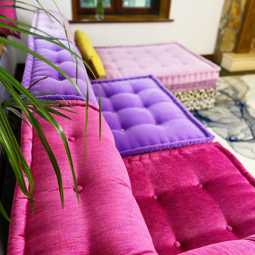 French Daybed Sofa : Esther