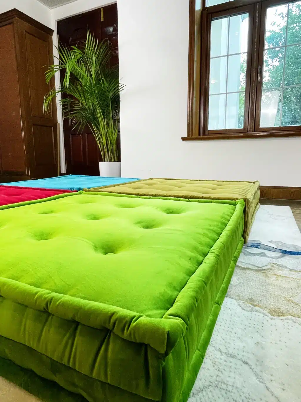 French Daybed Sofa : Erena
