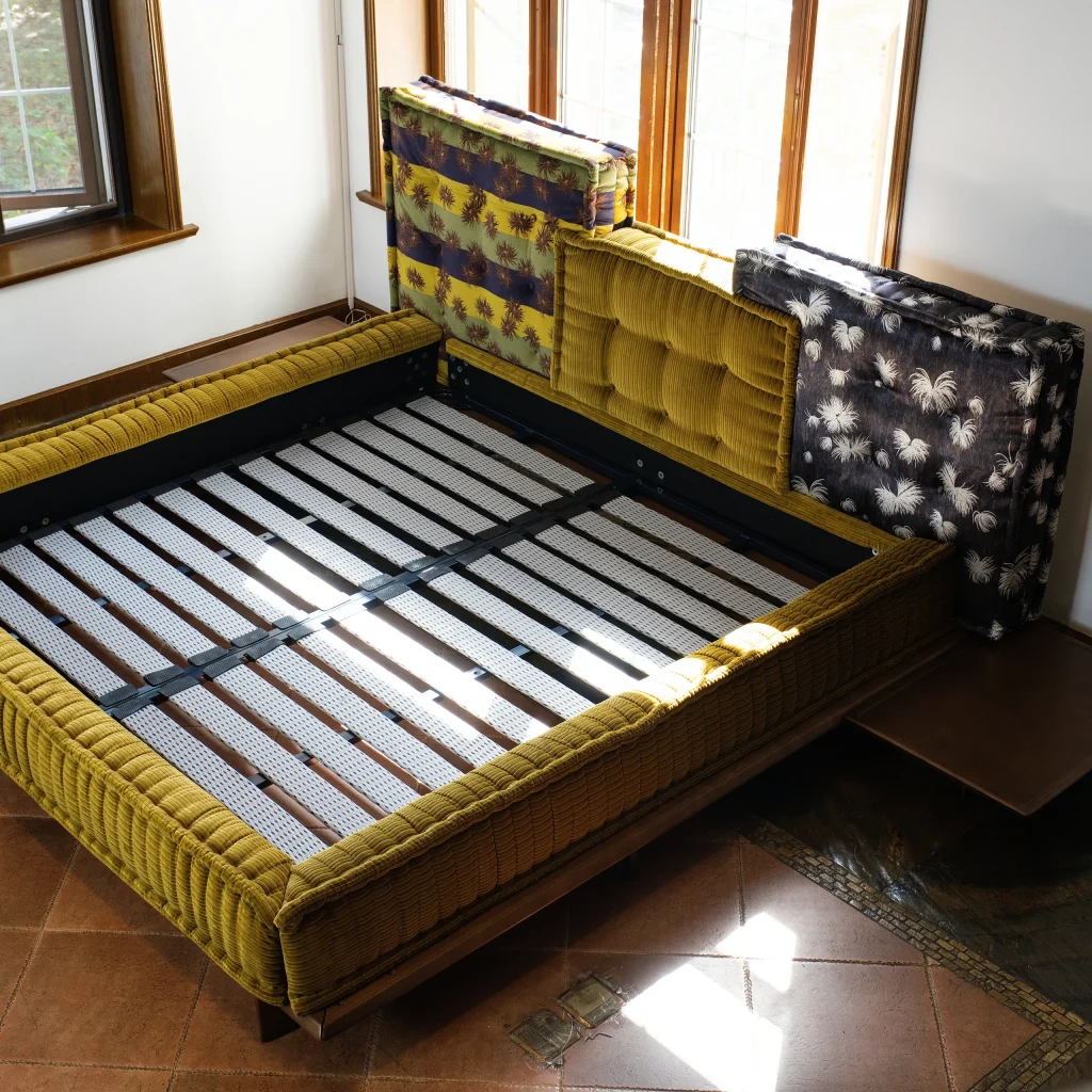 Mah Jong Tufted Bed 2