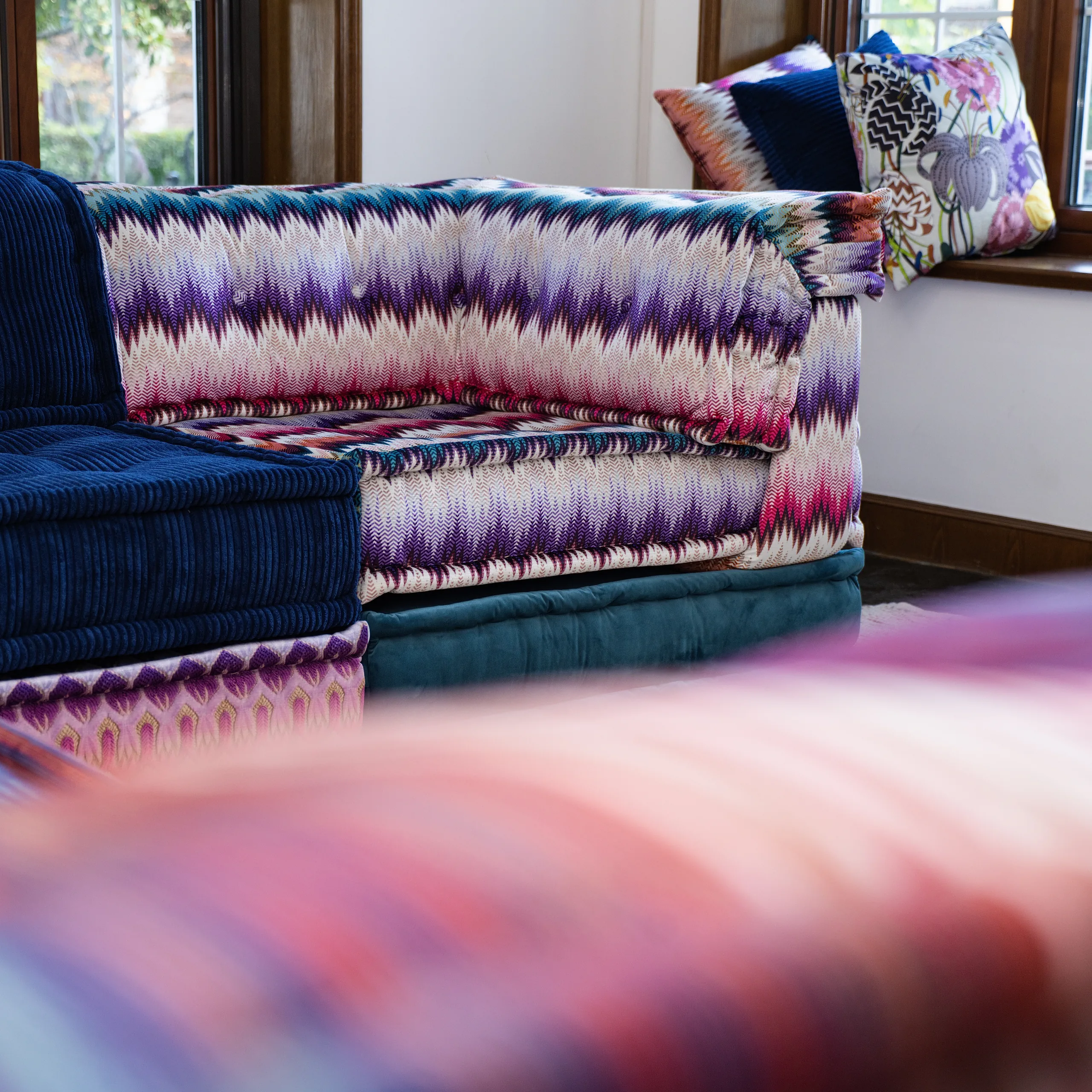 Mah Jong Sofa SET - Jaymee