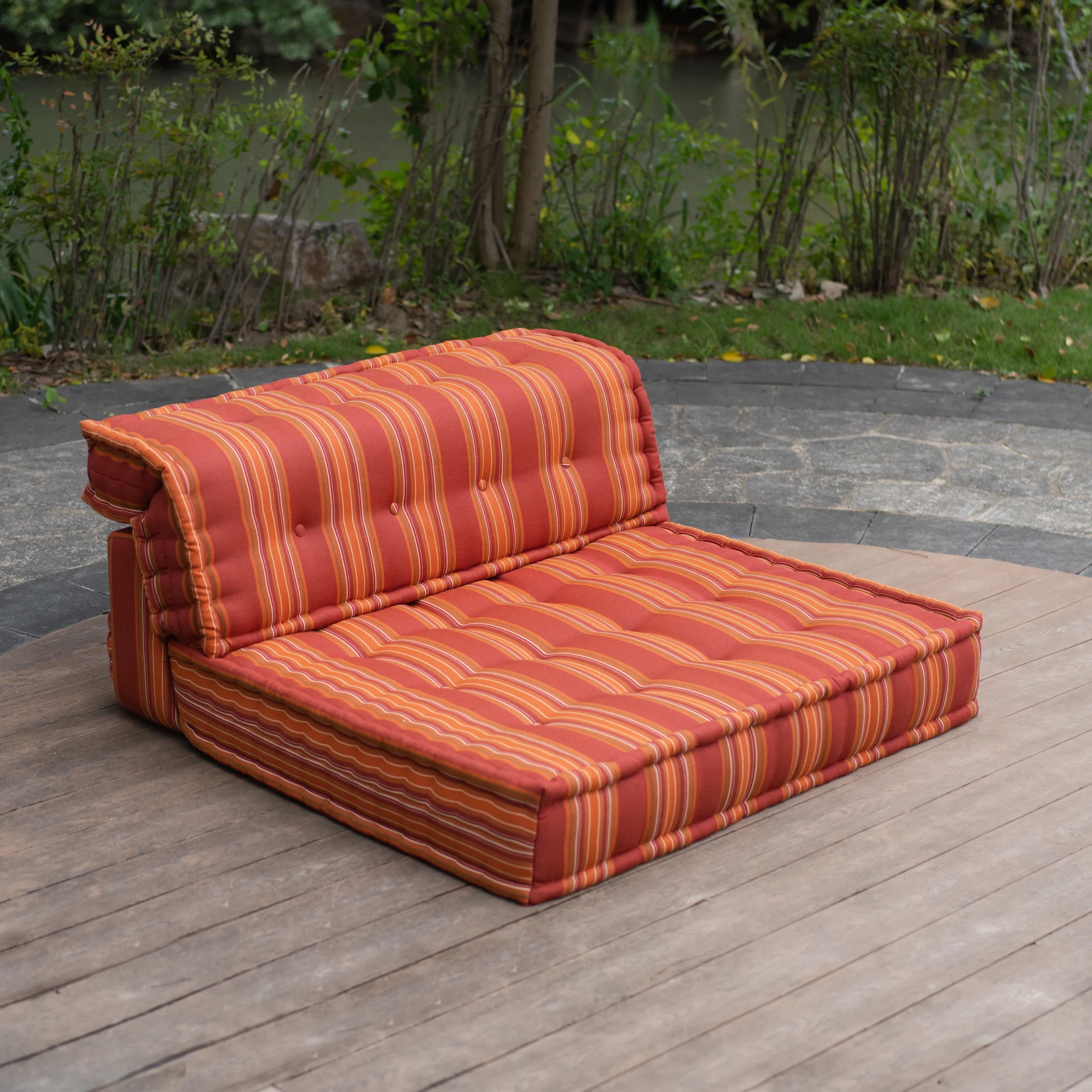 Outdoor Mah Jong Sofa - 4 Button Single Seater