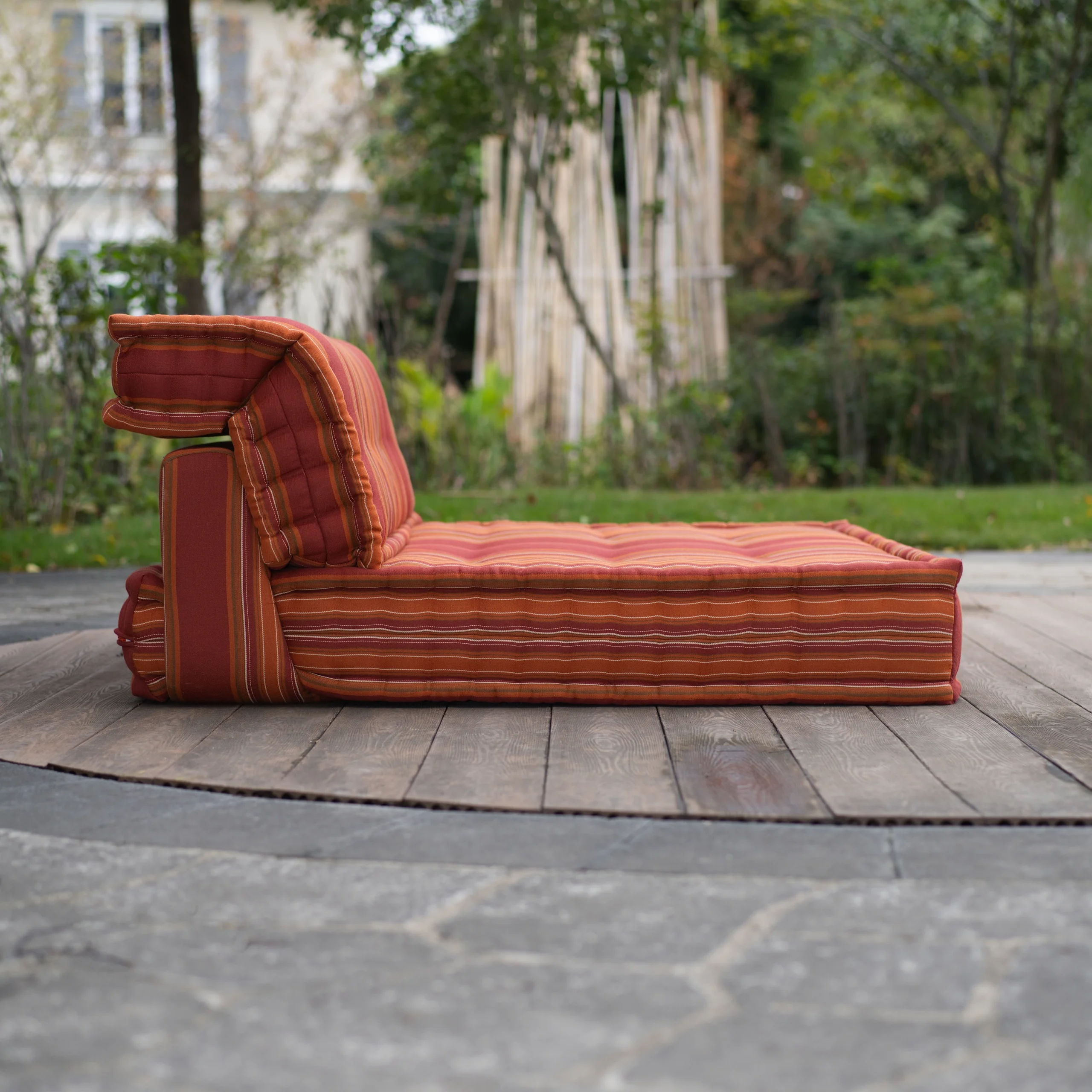 Outdoor Mah Jong Sofa - 4 Button Single Seater