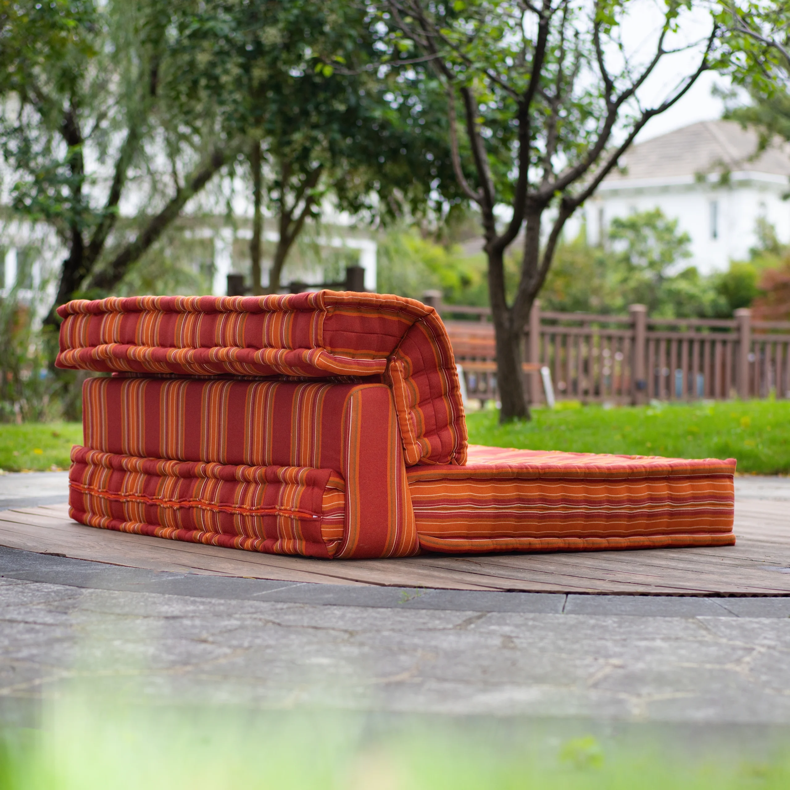 Outdoor Mah Jong Sofa - 4 Button Single Seater