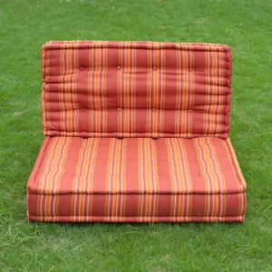 Outdoor Colorful Sofa : 4 Button Single Seater