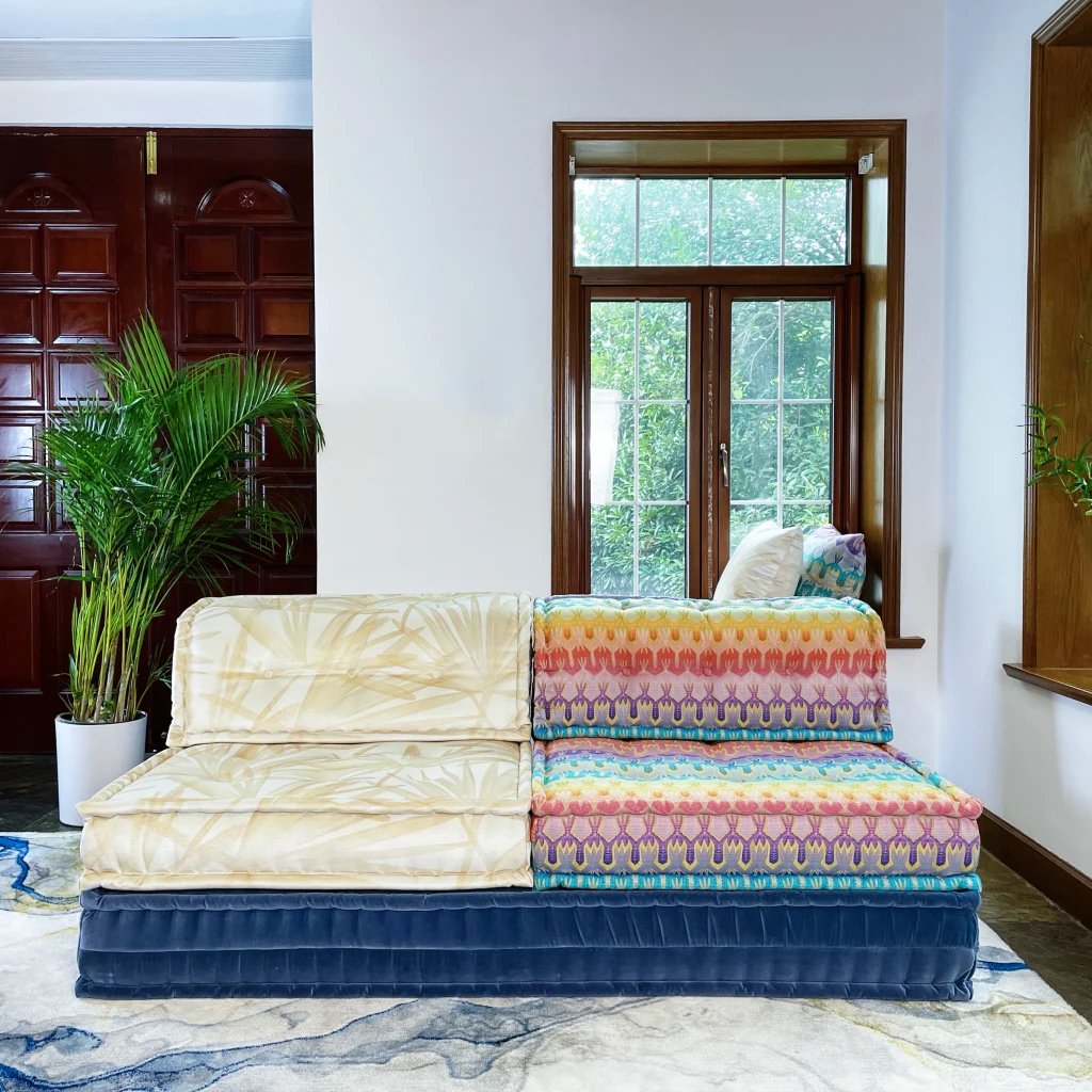 French Daybed Sofa: Benny