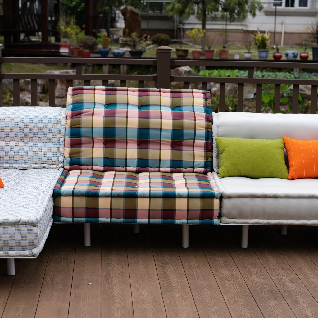 Outdoor Mah Jong Sofa Set: Rex