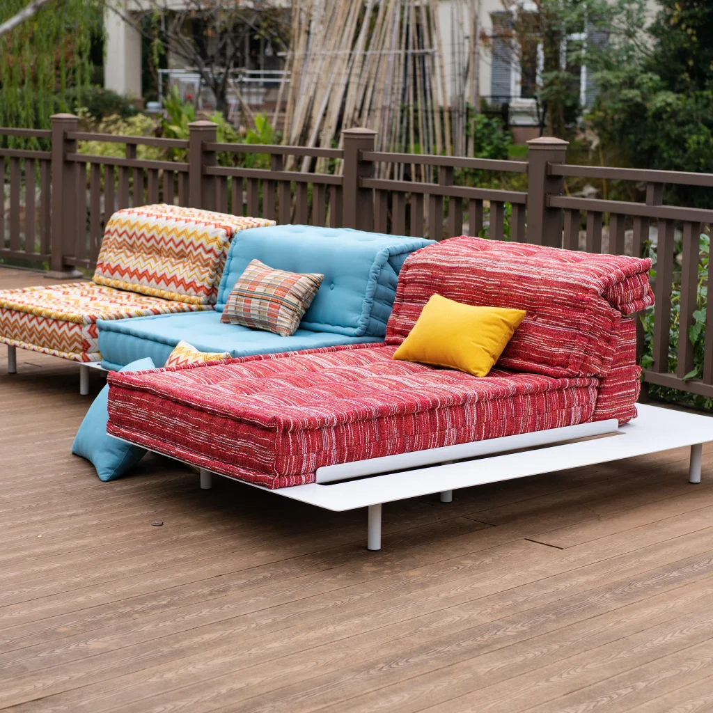 Outdoor Mah Jong Sofa Set: Lex