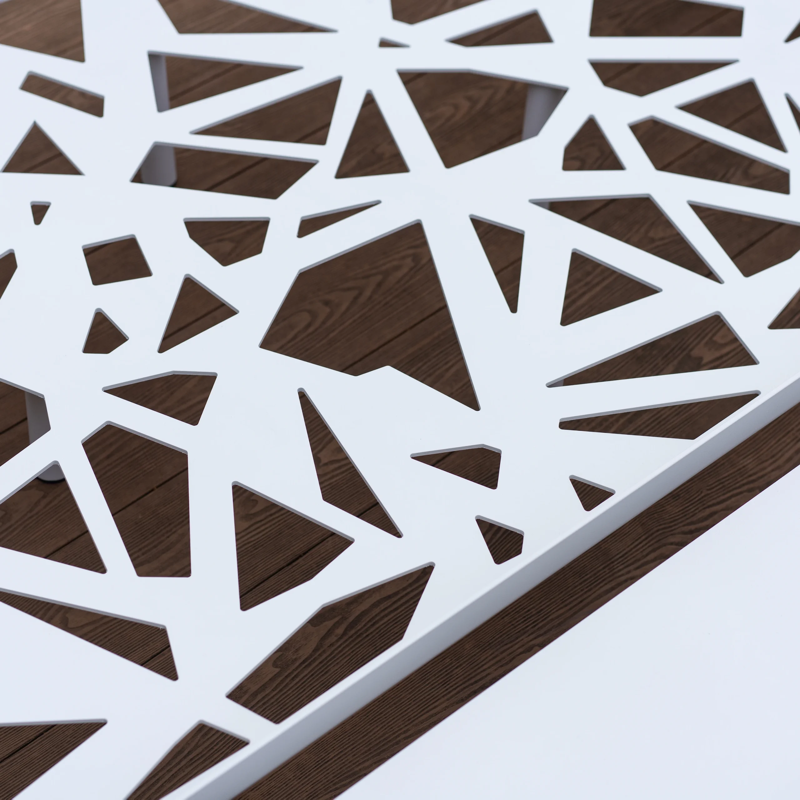 Outdoor lounge chair platform