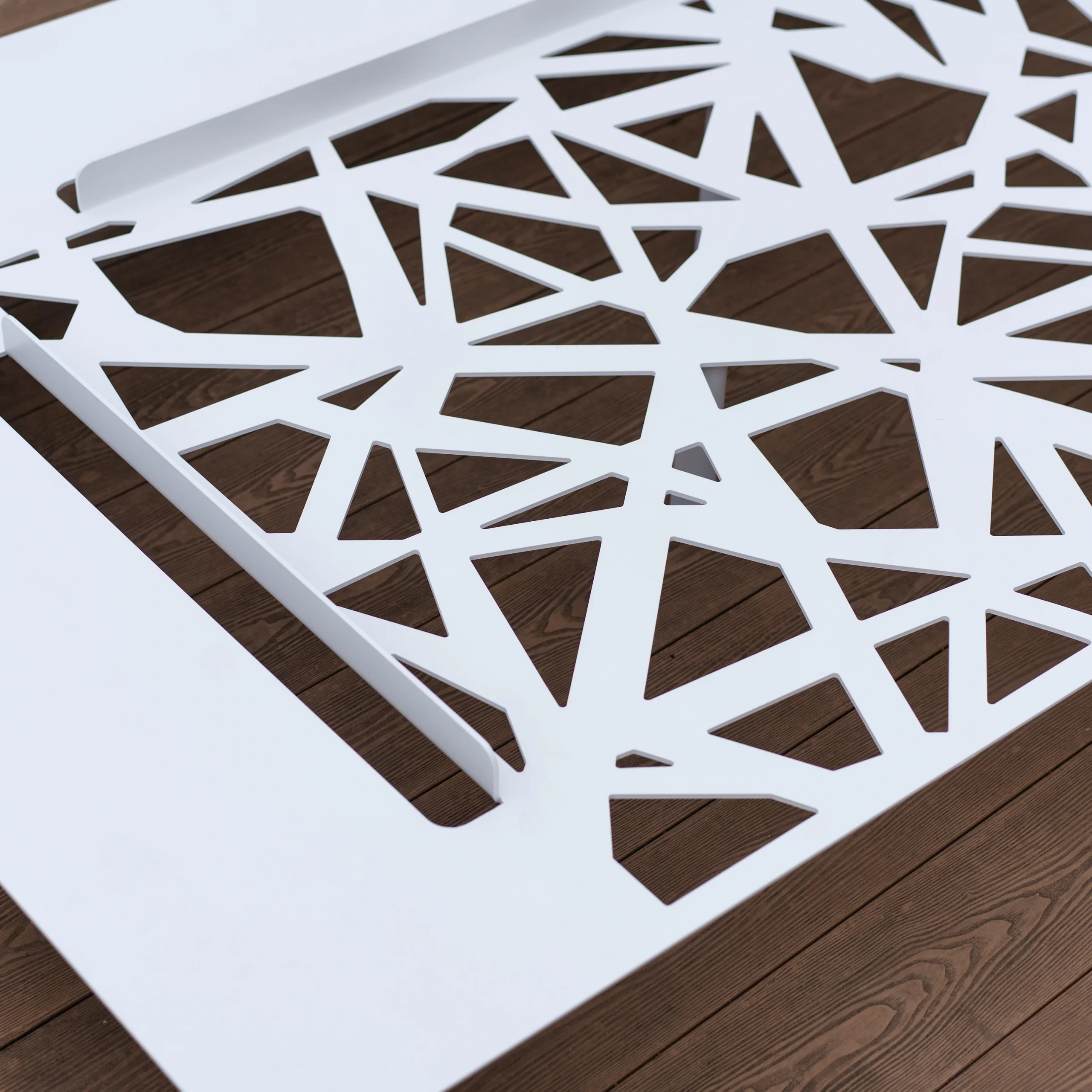 Outdoor lounge chair platform