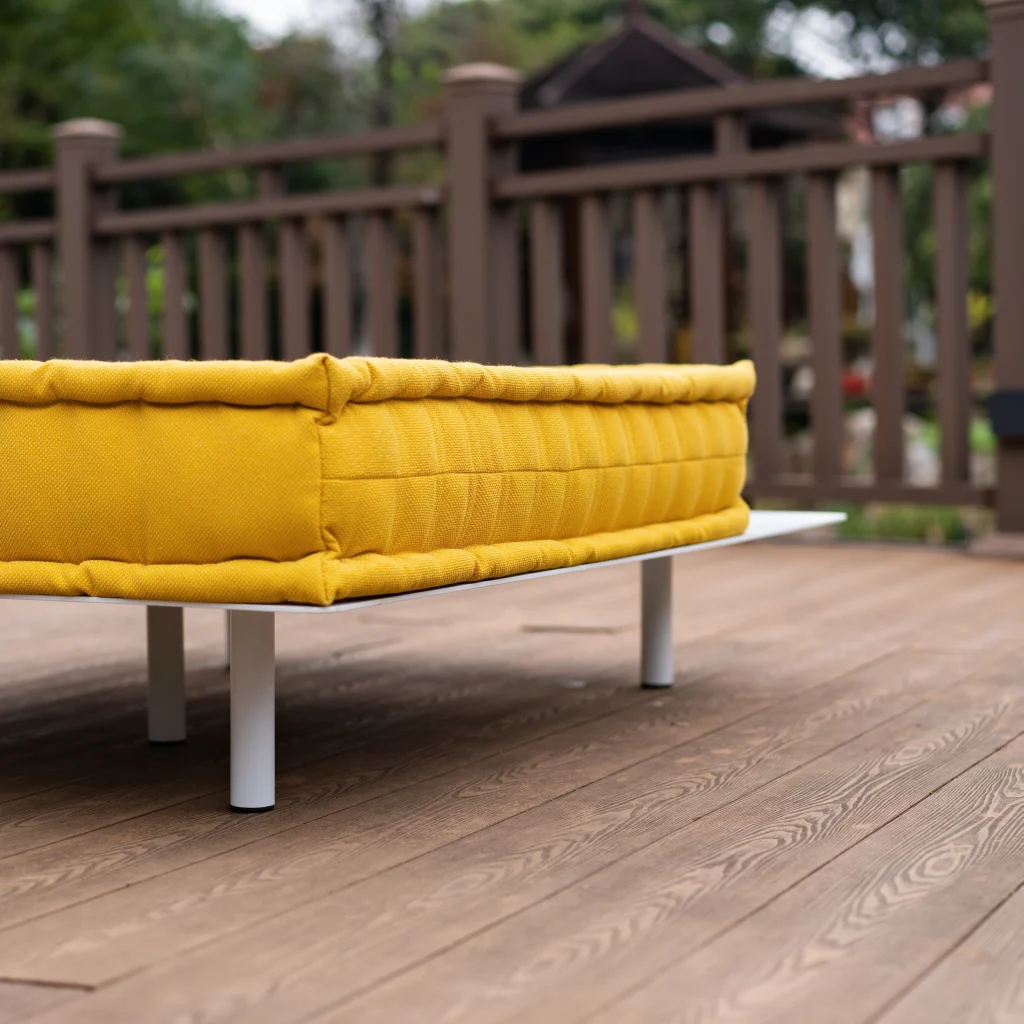 Outdoor Mah Jong Sofa Set: Alex