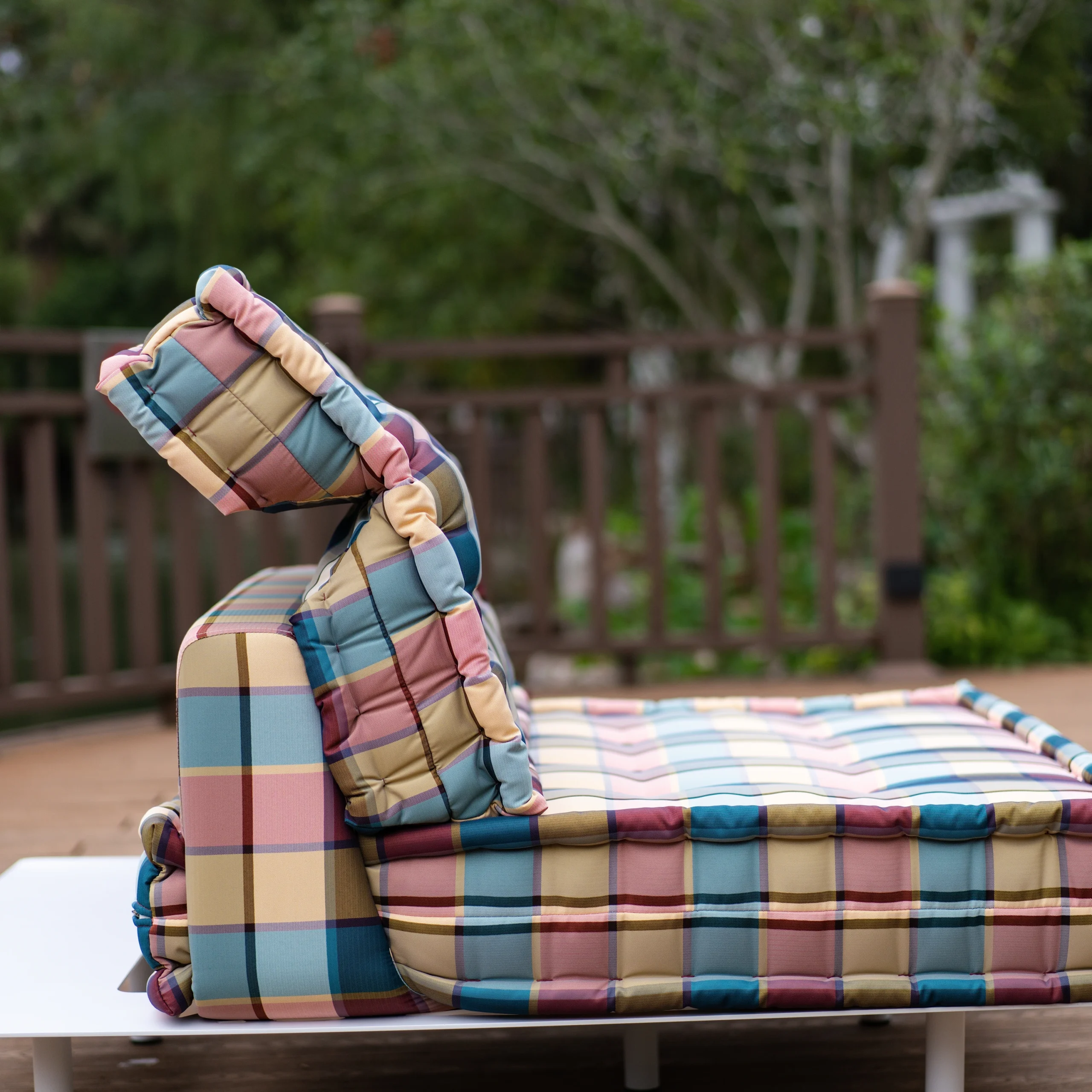 Outdoor Mah Jong Sofa Set: Olga