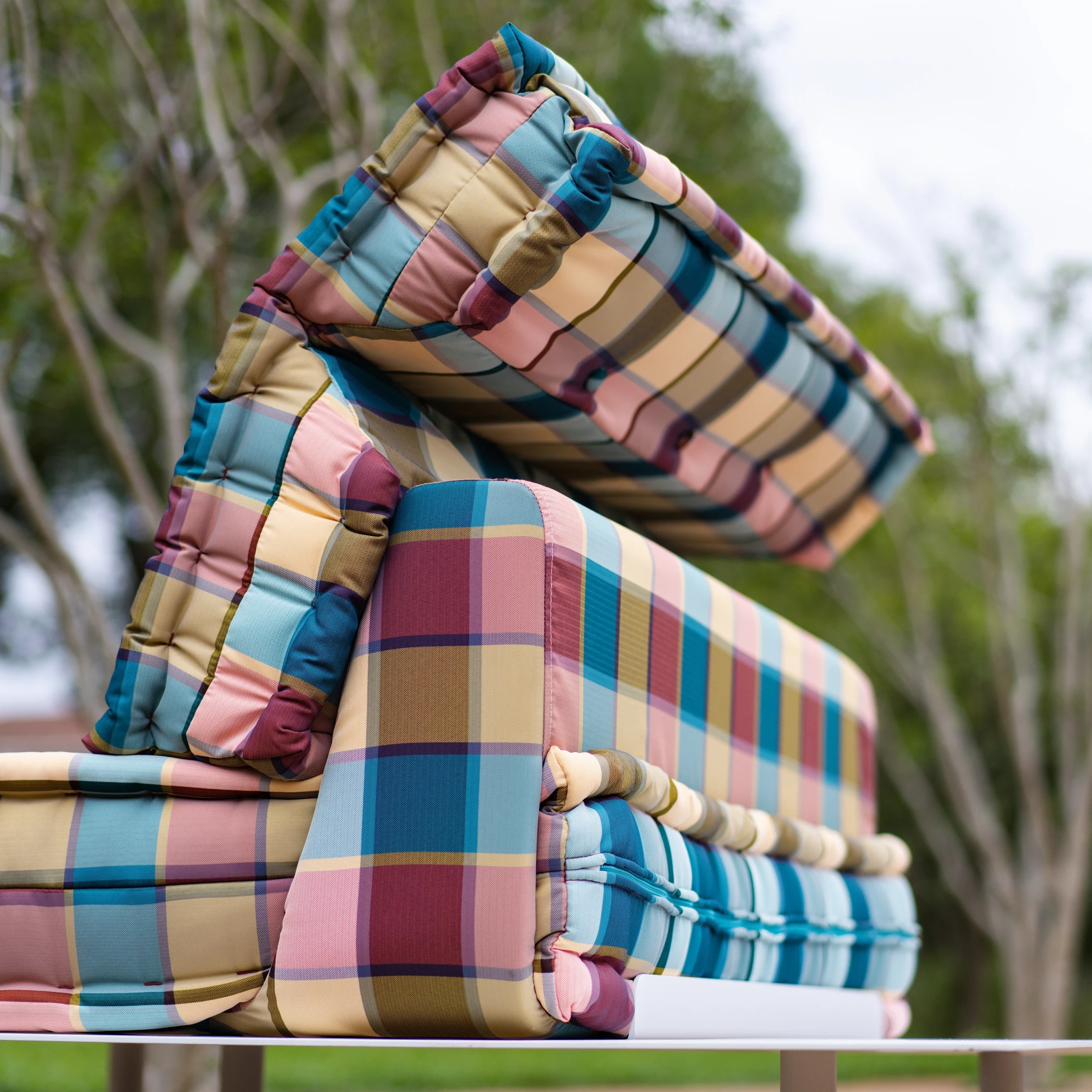 Outdoor Mah Jong Sofa Set: Olga