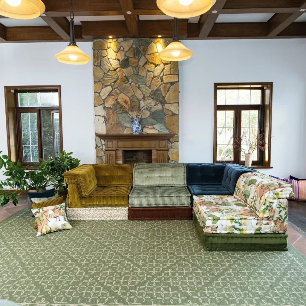 French Daybed Sofa: Hillary