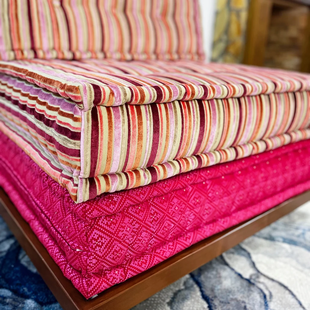 French Daybed Sofa: Doris