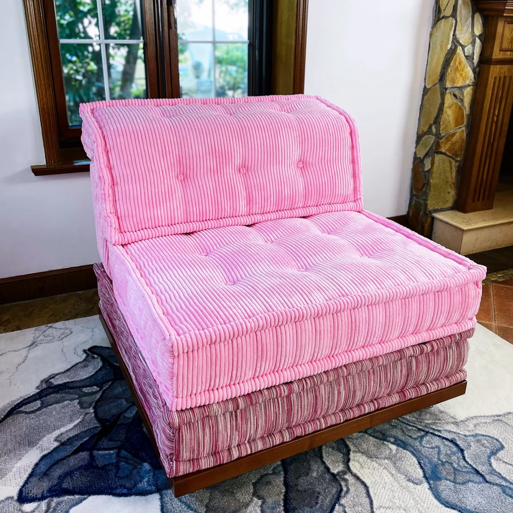 Mah Jong Sofa : Elaine