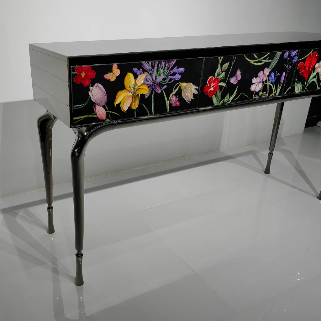 Crystal Inlay Furniture: Secret Garden Console Table (Black)