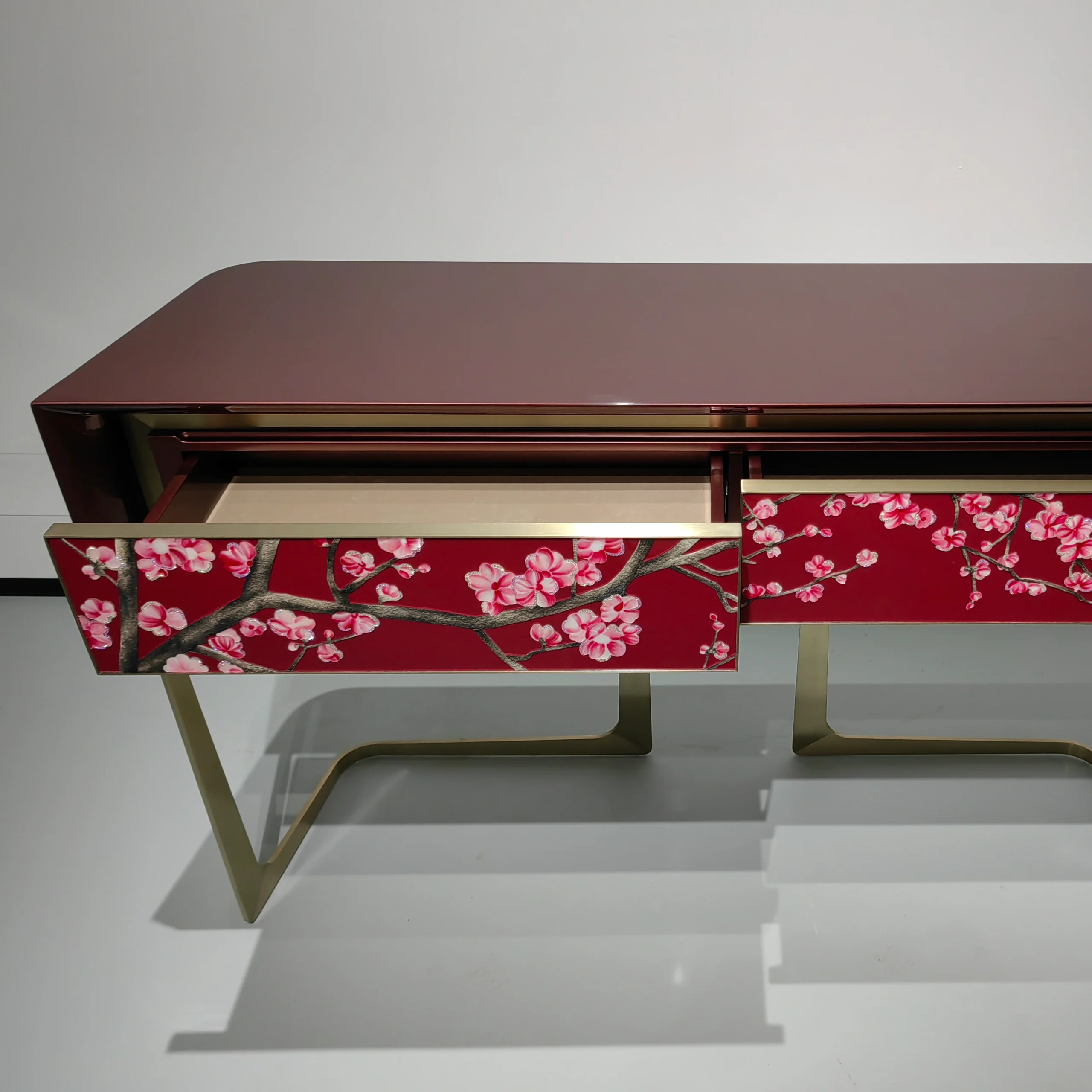 Inlay furniture - Red Blossom console Table