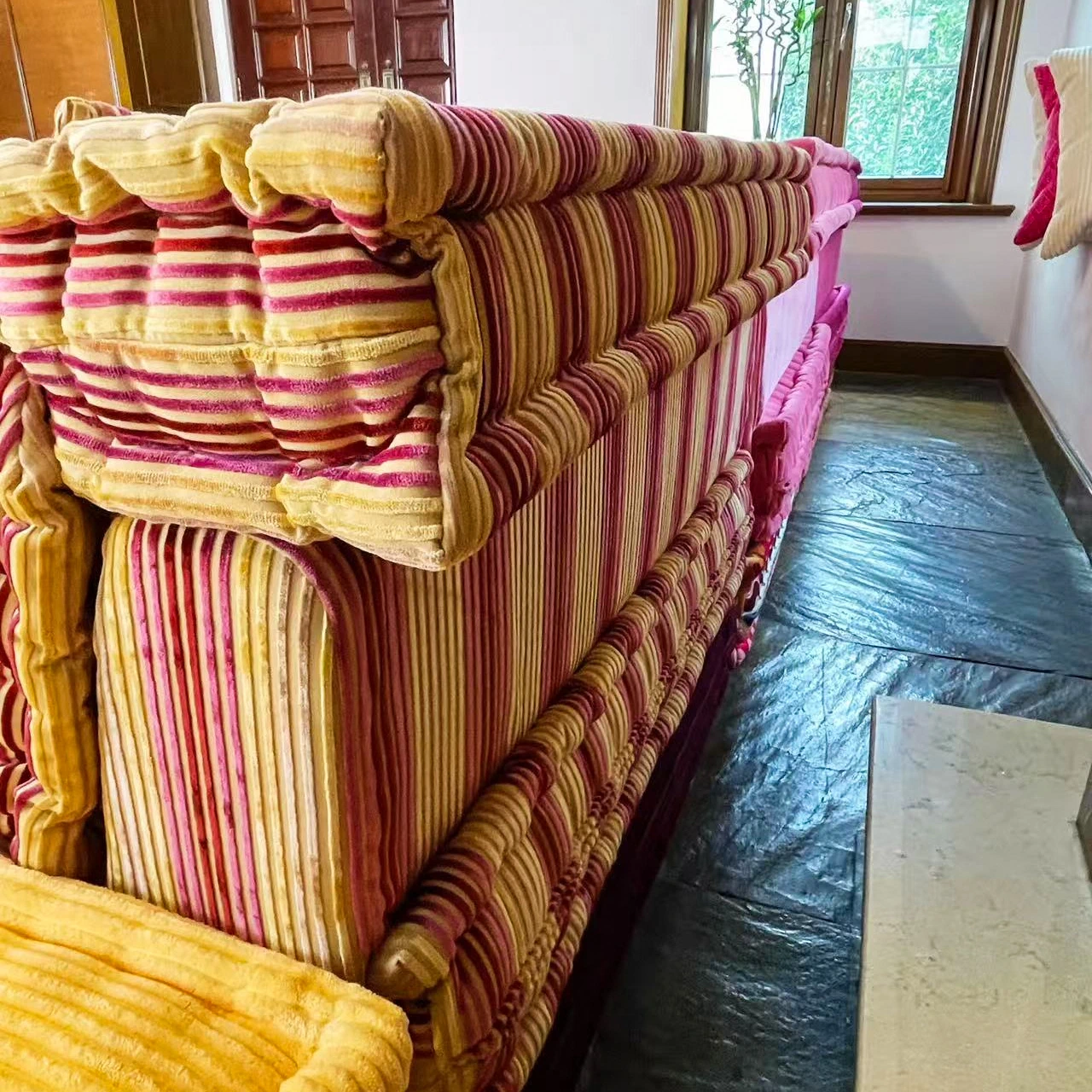 French Daybed Sofa : Julie