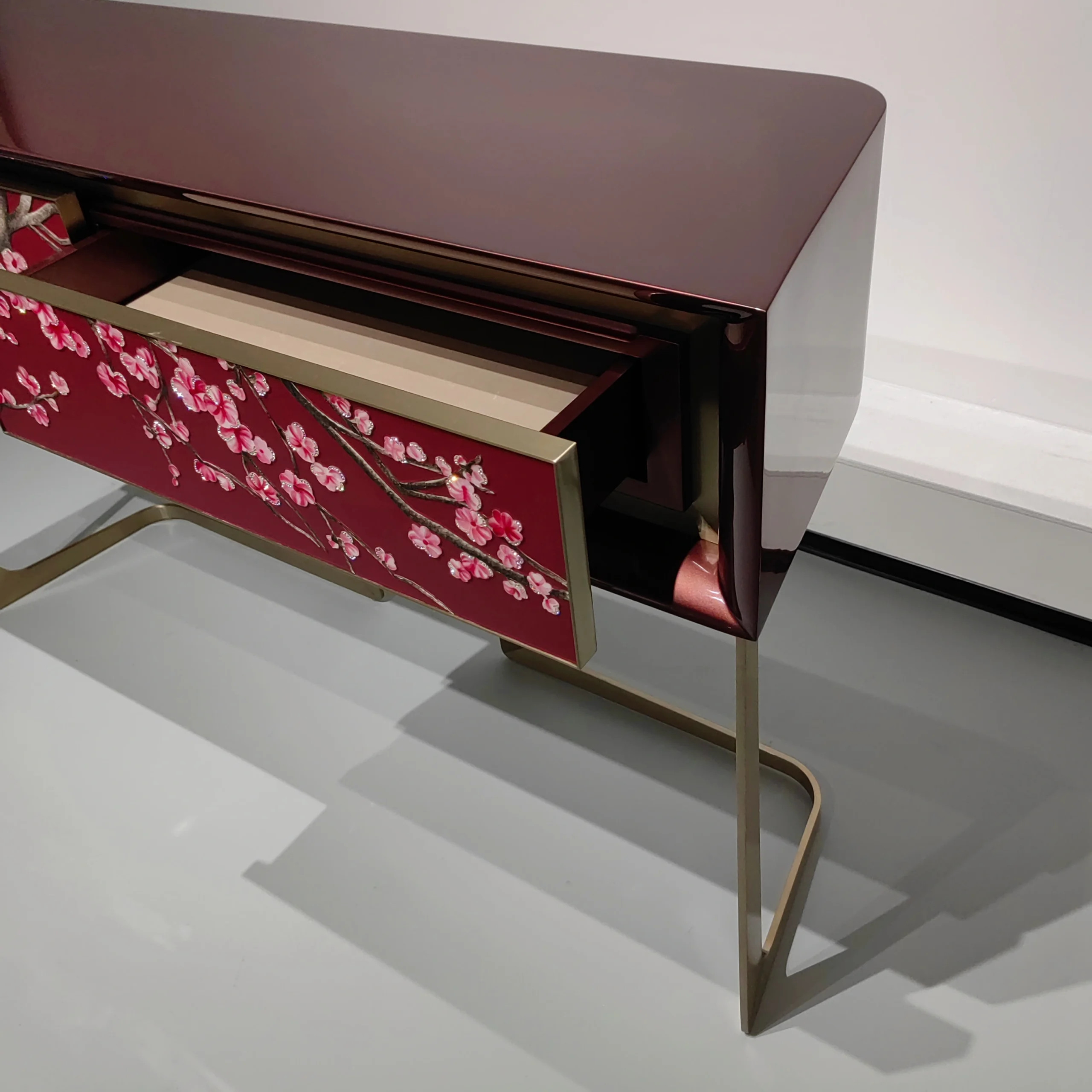 Inlay furniture - Red Blossom console Table