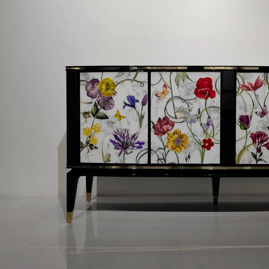 Crystal Inlay Furniture: Secret Garden Sideboard (White)