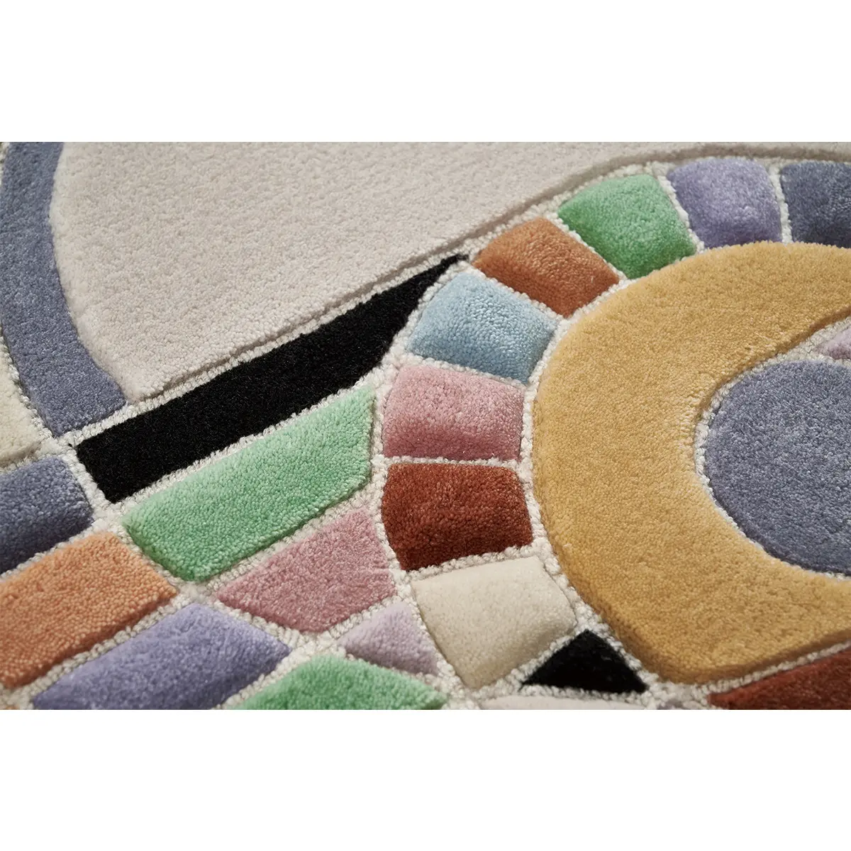 Rug-Phantom in the Bottle 1