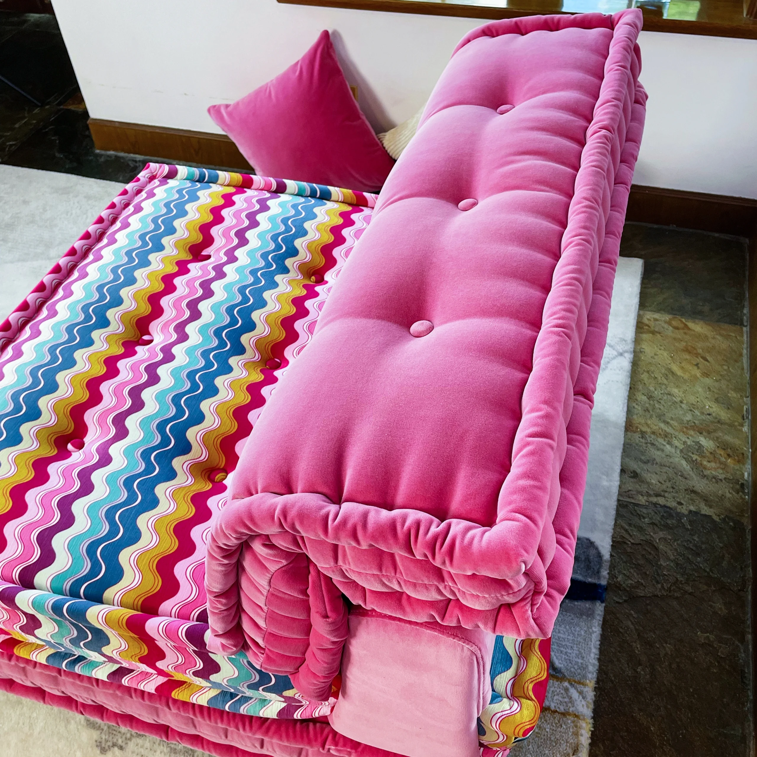 Mah Jong Sofa : Rita