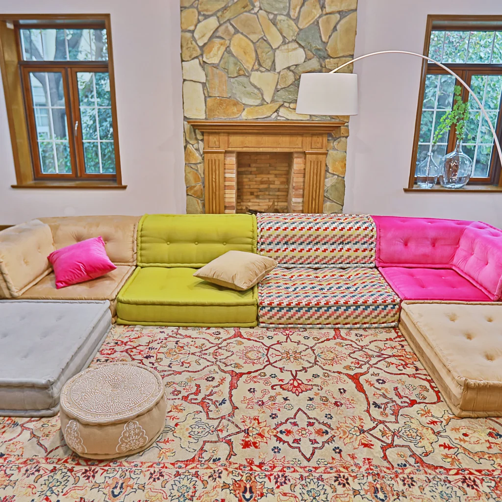 French Daybed Sofa: Mo