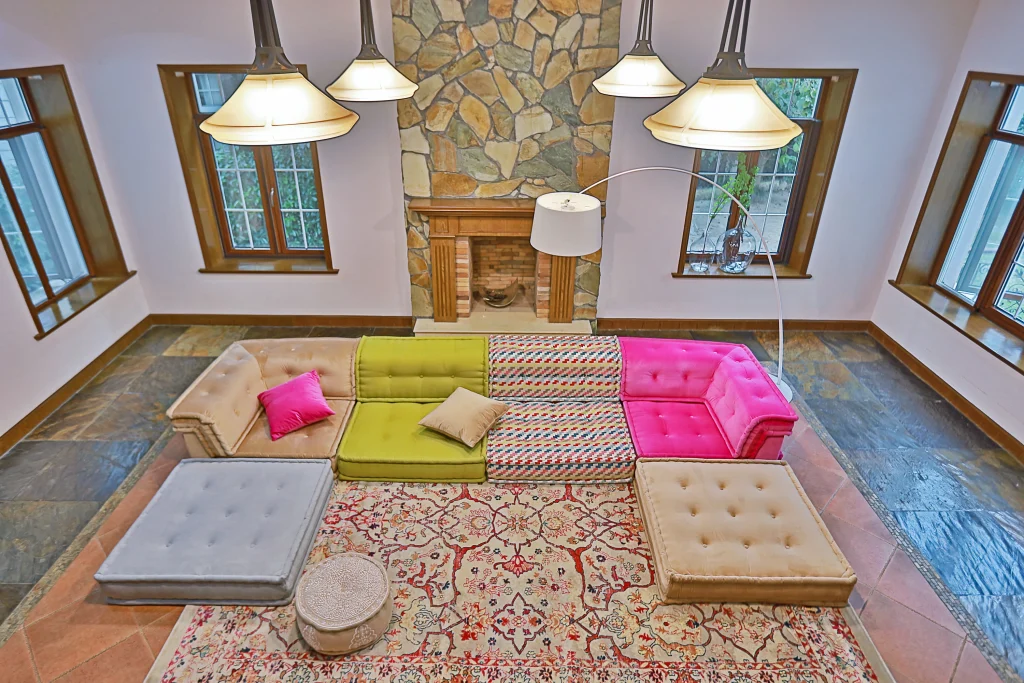 French Daybed Sofa: Mo