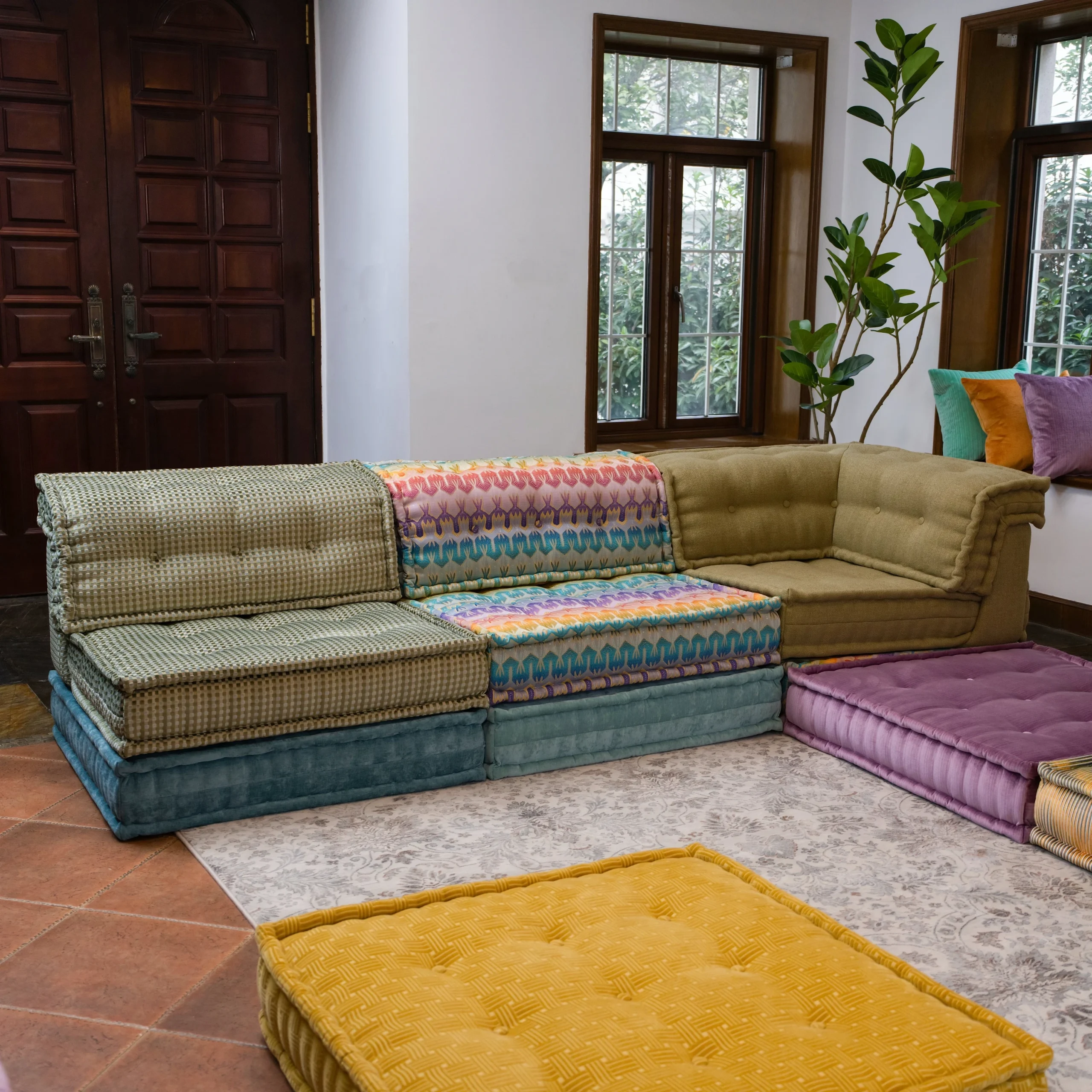 French Daybed Sofa: Becky