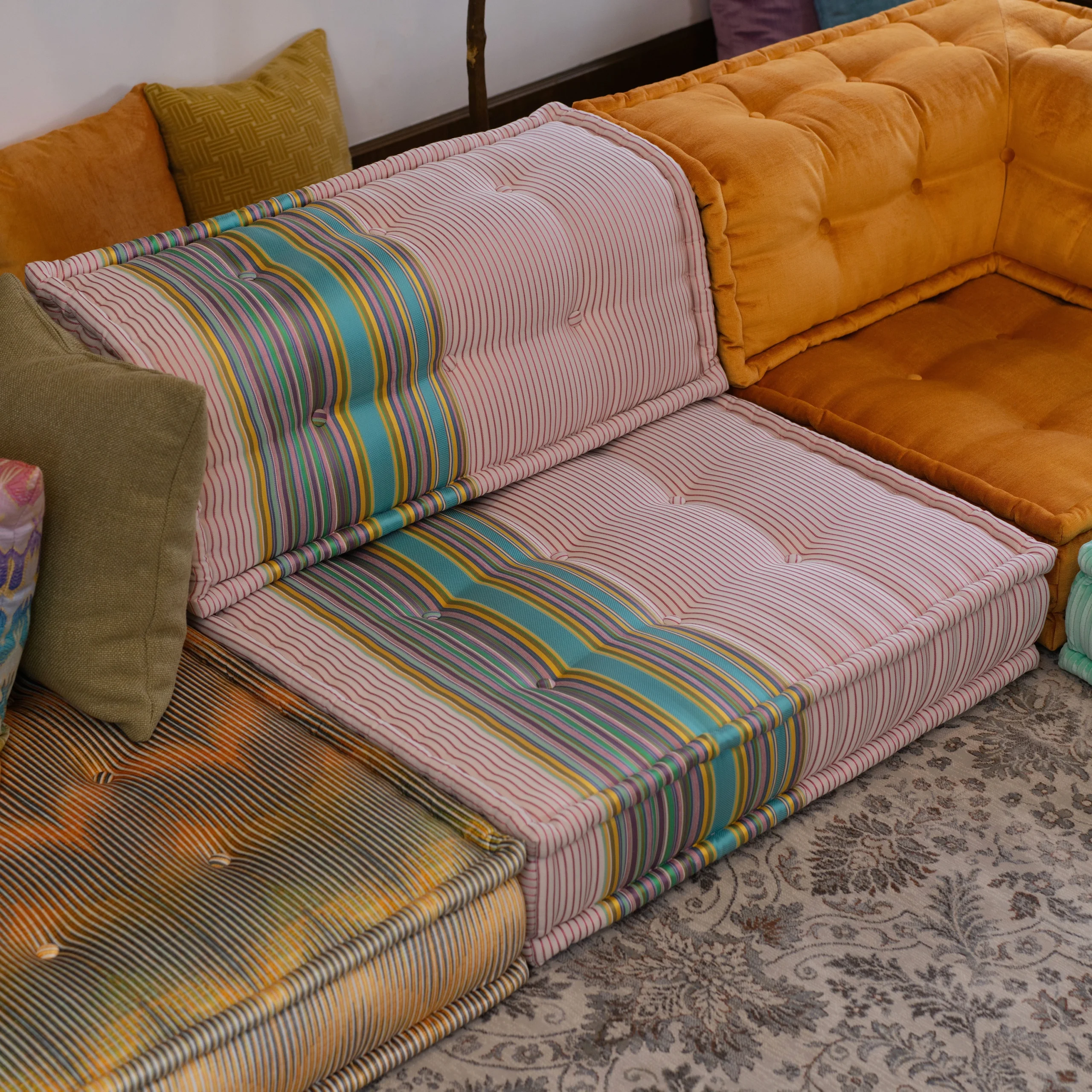 French Daybed Sofa: Becky