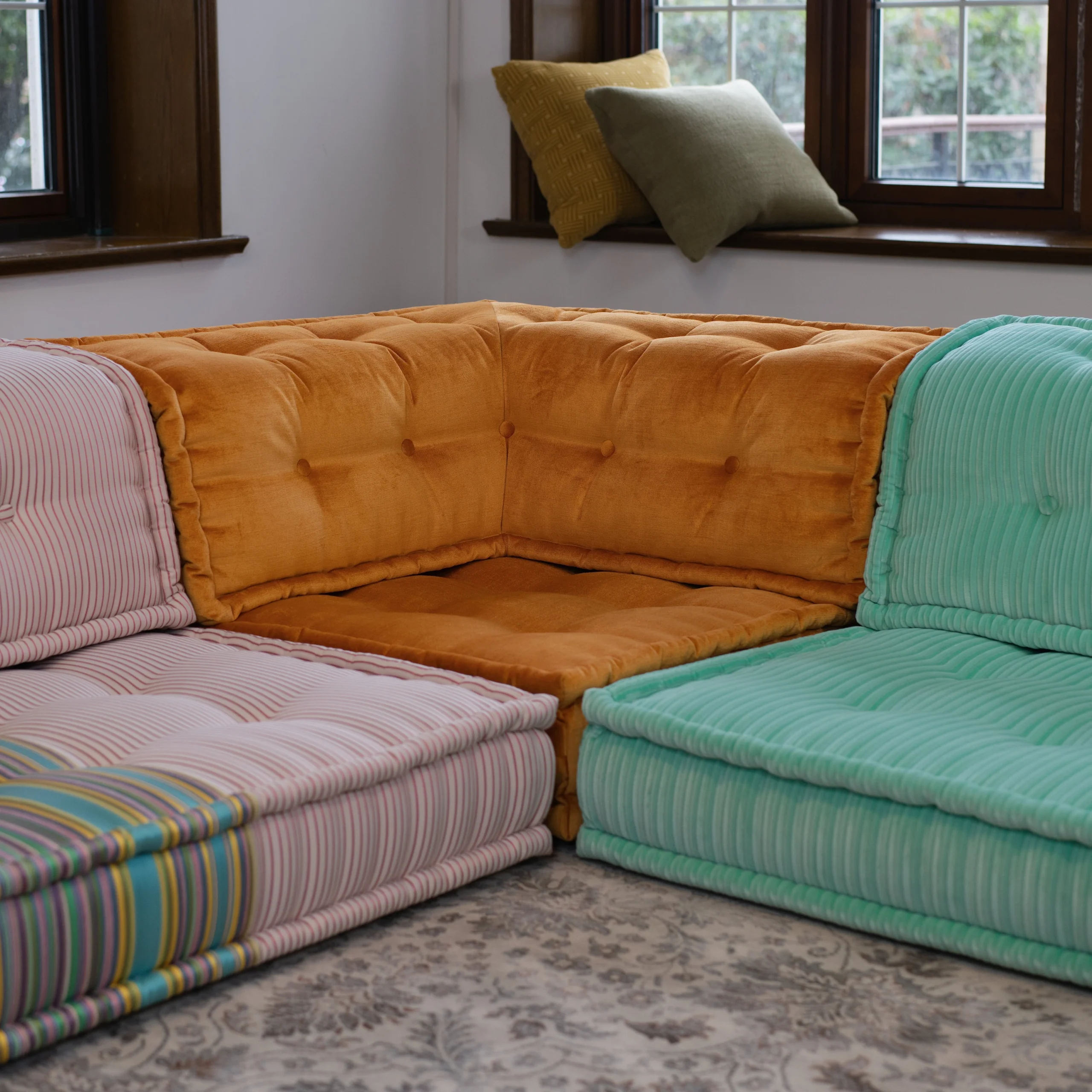 French Daybed Sofa: Becky