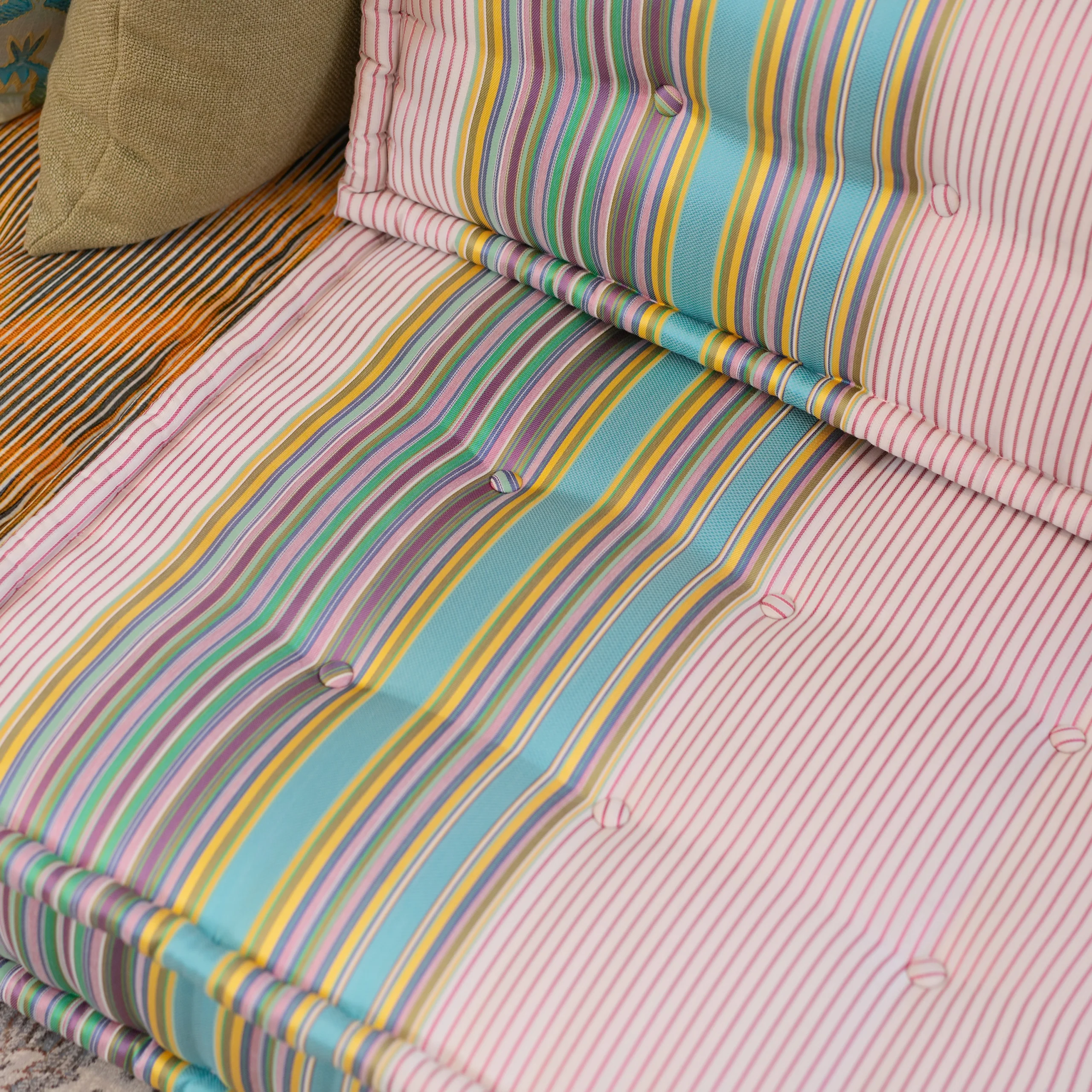 French Daybed Sofa: Becky